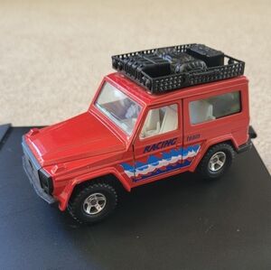 Majorette Mercedes 230 CE 1:34 Scale Car/Jeep doors open. Preowned